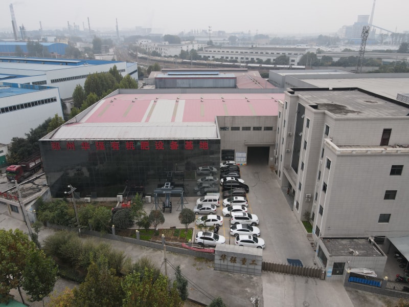 華之強(qiáng)有機(jī)肥設(shè)備廠區(qū)實(shí)景3